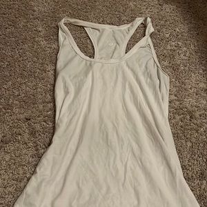 lulu tank top, never worn